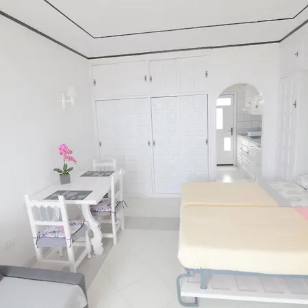 Διαμέρισμα Quiet Seafront Studio *